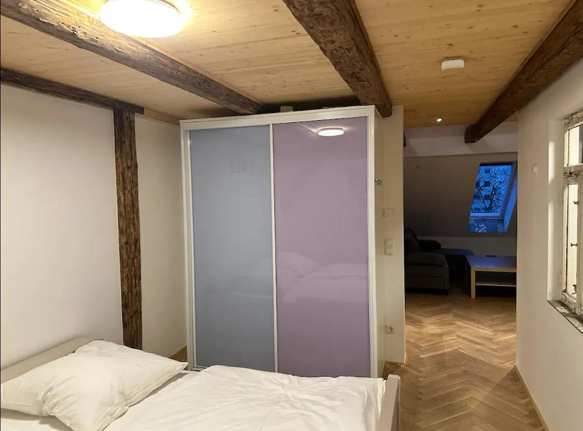 Apartment Exklusive Maisonetten Wohnung Mit Gartenzugang Augsburg